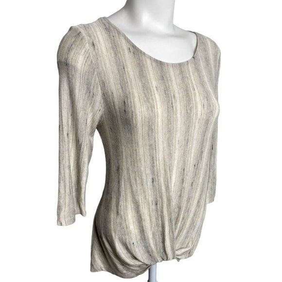 W5‎ Blouse Top Women's MEDIUM Beige White Gray Scoop-Neck Soft-Knit Twist-Front - Picture 3 of 9